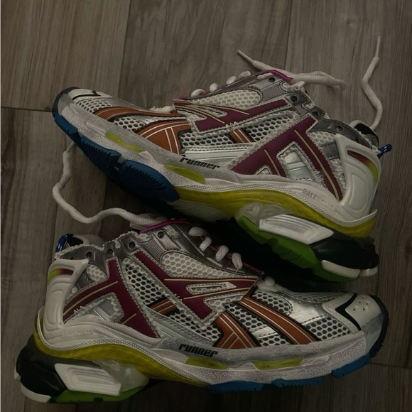 balenciaga multi color runner - Picture 1 of 1